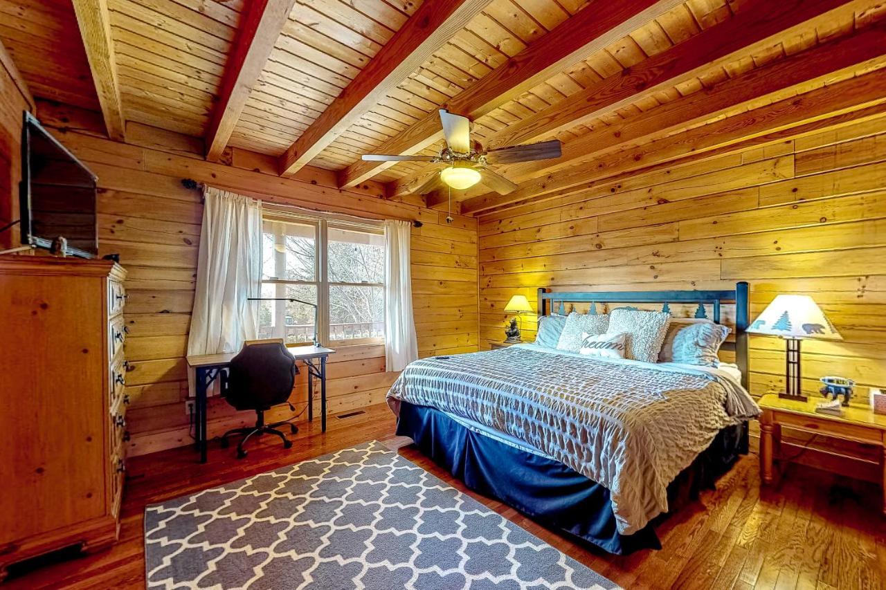 Lazy Bear Lodge 塞维尔维尔 外观 照片
