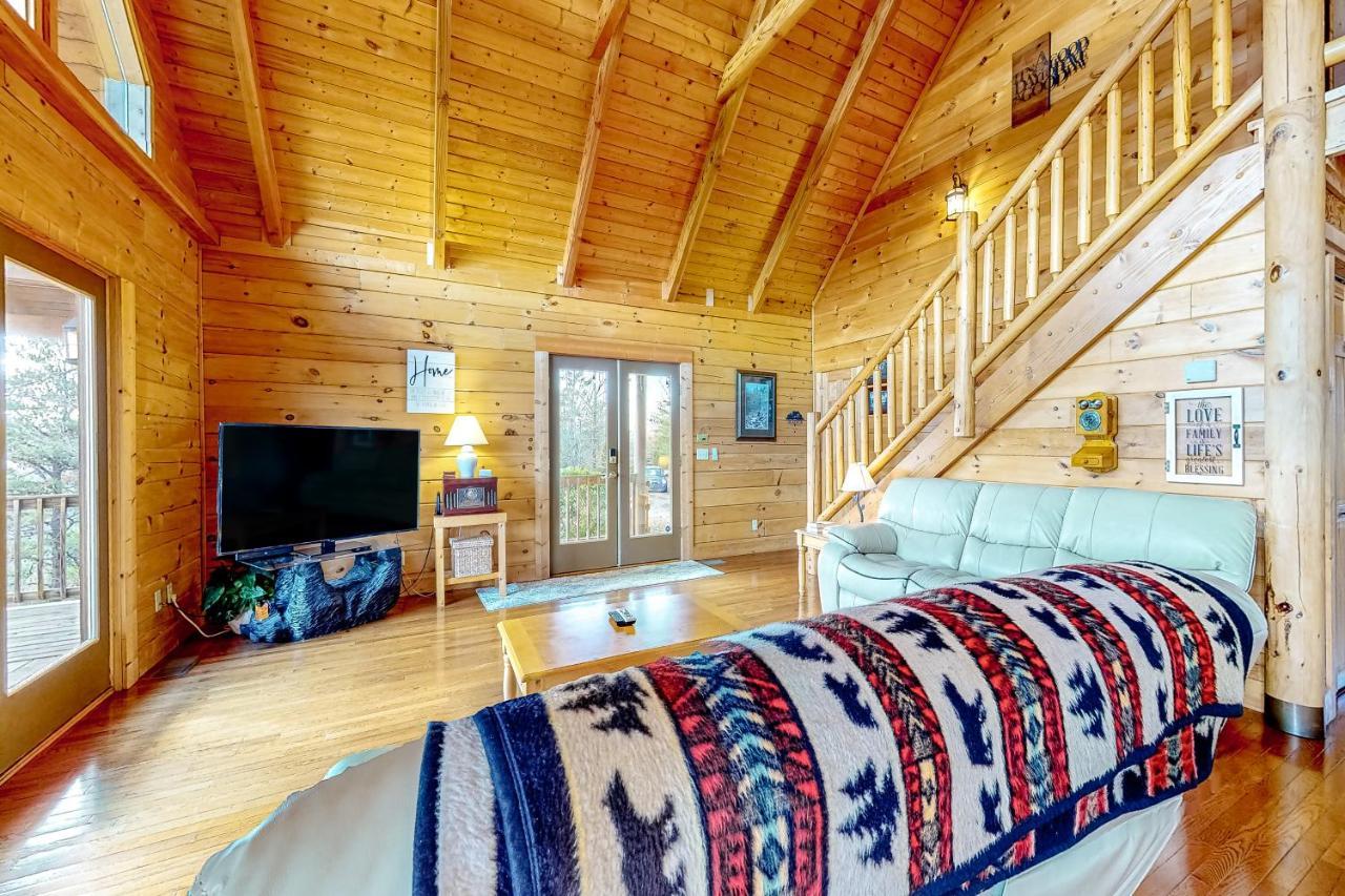 Lazy Bear Lodge 塞维尔维尔 外观 照片